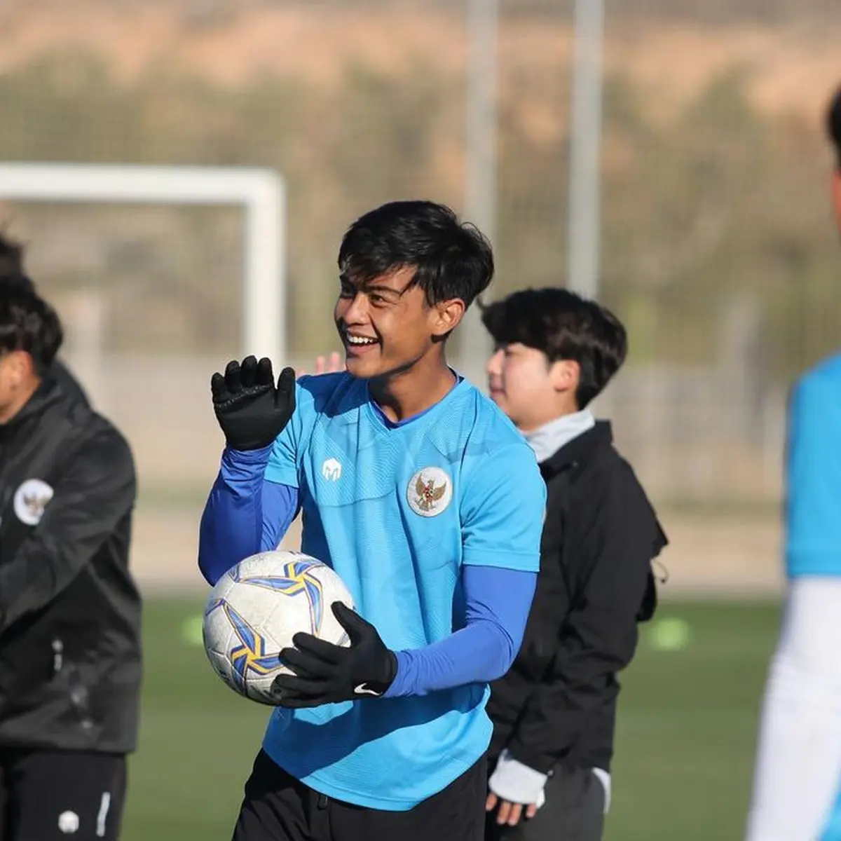 Foto Pemain Bola Menyingkap Pesona di Balik Layar